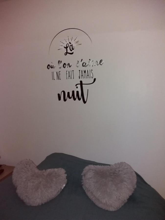 Le Petit Nid Douillet Bed & Breakfast Trescleoux ภายนอก รูปภาพ