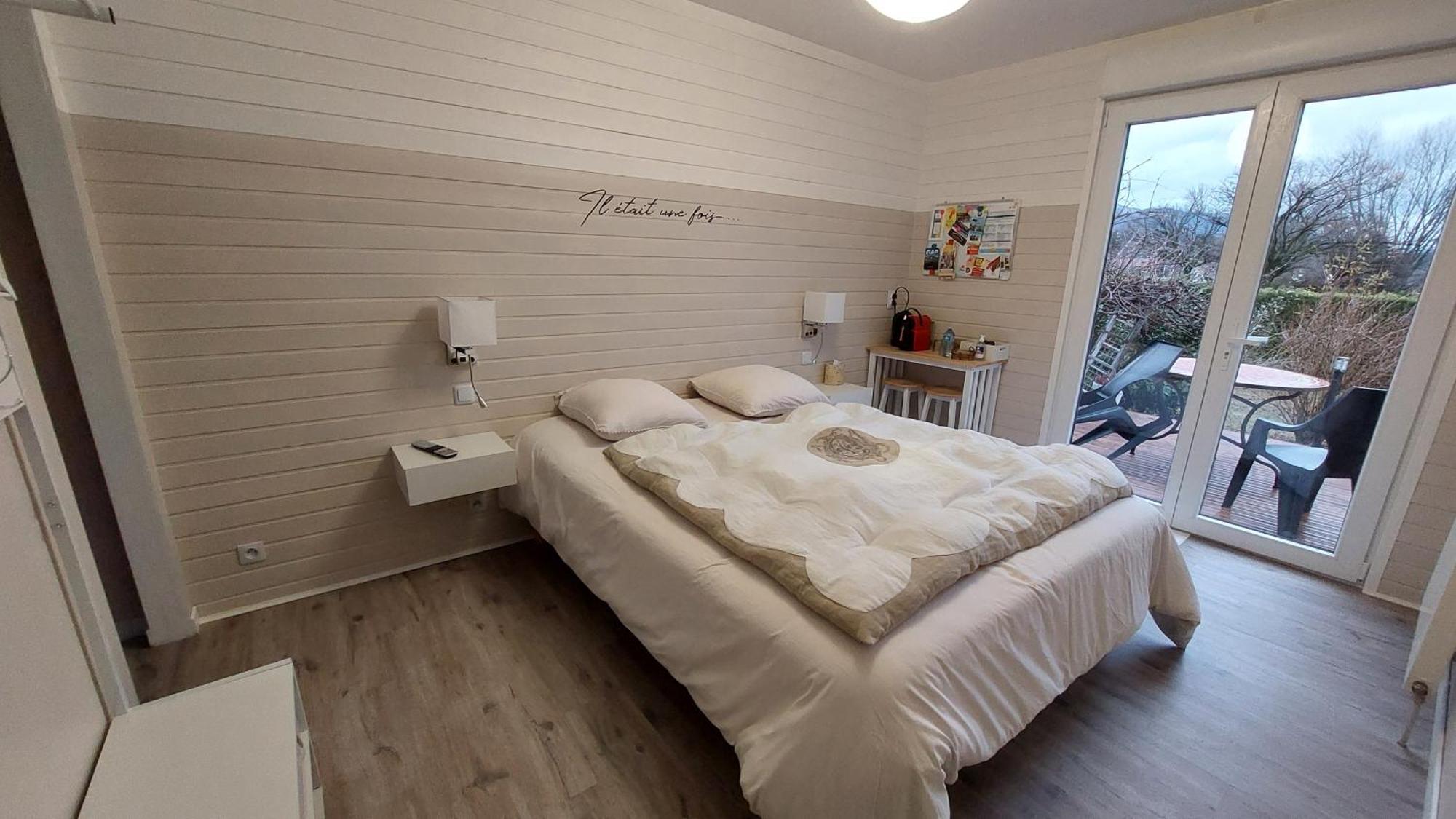 Le Petit Nid Douillet Bed & Breakfast Trescleoux ภายนอก รูปภาพ